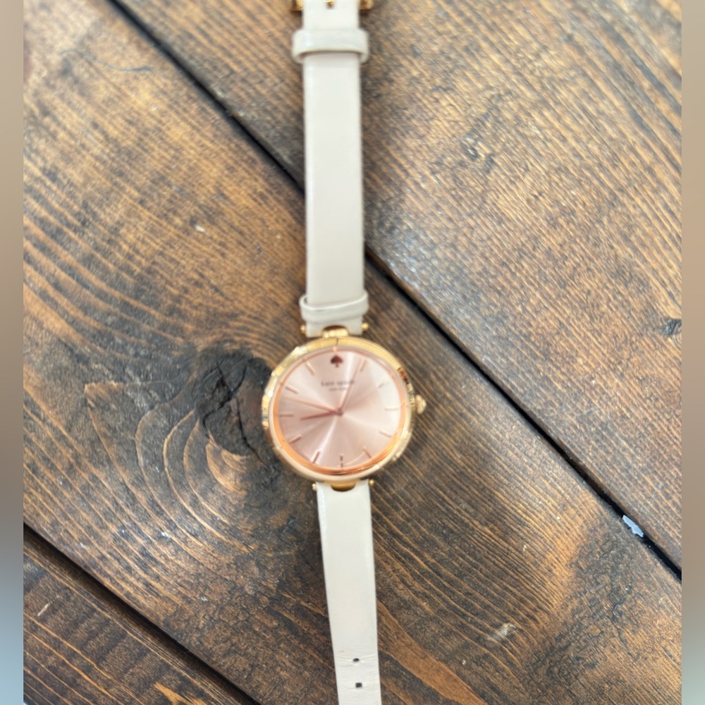 Kate spade rose gold Women's Watch - Picture 2 of 4